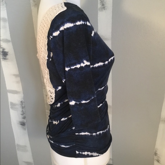 Rue21 xs blue tie dye top with lace back - Picture 3 of 4